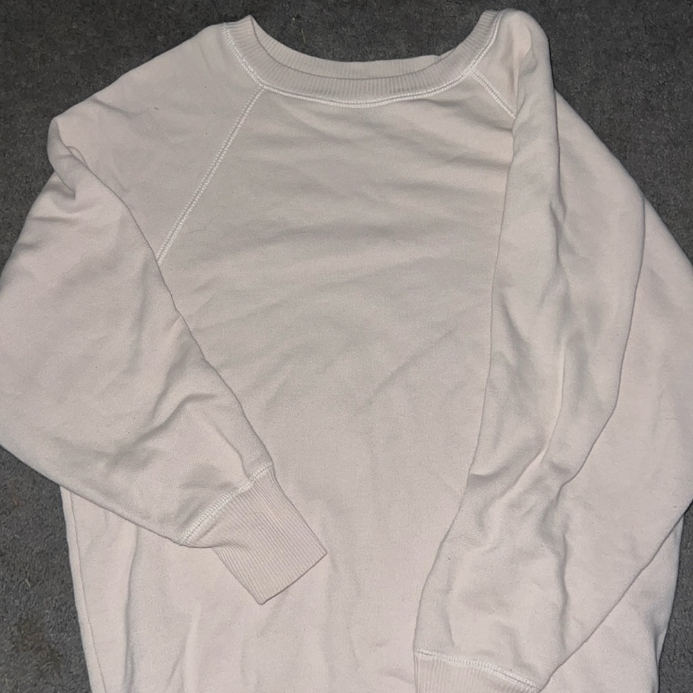 pink sweatshirt